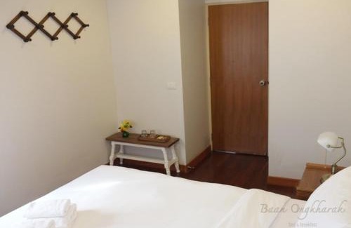 Thanon Nakhon Chai Si Bed & Breakfast | Baan Ongkharak bed & breakfast