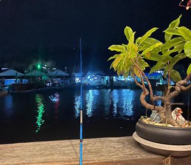 Pak Nam House | Baan Rim Nam Homestay Chumphon