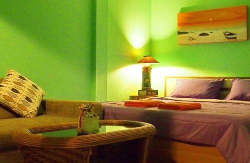 Haad Ta Waen House | Baan Sai Thong
