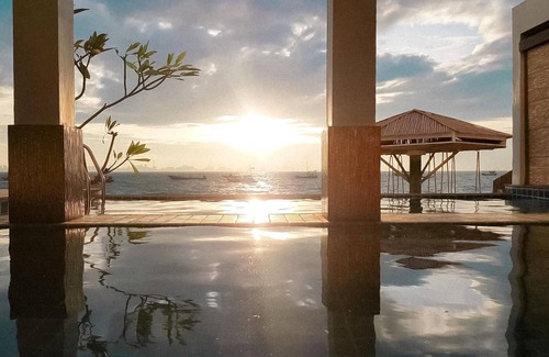 Koh Lan Villa | Baan Sailboat Beach Kohlarn