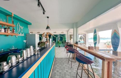 Nong Pla Lai Hotel | Baan Sailboat Beach Kohlarn