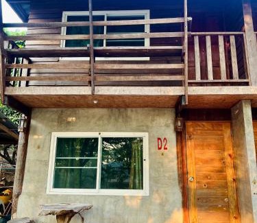 Hot Hotel | Baan Suan Ruen Chan Hom บ้านสวนเรือนจันทร์หอม