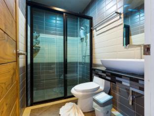 Bang Sare House | Baan Tah On The Sea