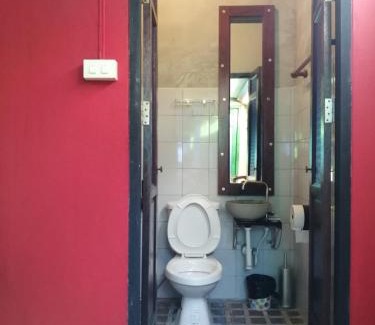 Dusit Bed & Breakfast | Baan Tepa Boutique House