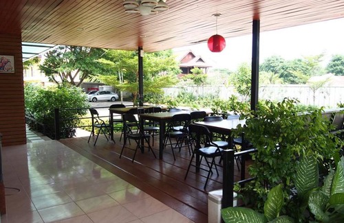 Sung Noen Hotel | Baansakulpetch Hotel