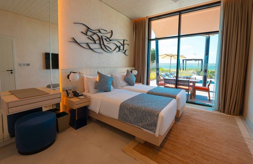 Abu Dhabi Resort | Bab Al Nojoum Hudayriyat Villas