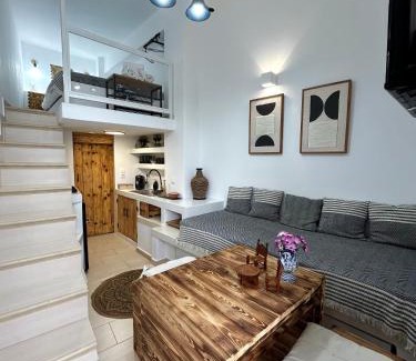 Skiros Apartment | Babatseratsi skyrian studio 2