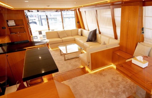 Dubai Marina Boat Rental | Babbar Yachts