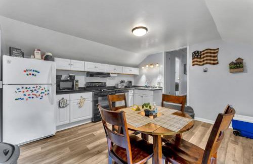 Oneonta Apartment | Babe Ruth Apt 2 All Star Baseball Rentals