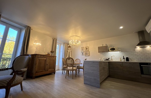 Villefranche-de-Rouergue Apartment | Babolène Shabby Suite