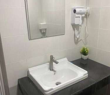 Taman Tanjung Apartment | Babussalam Glory beach resort