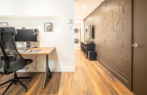 Sainte-Marie House | Baby Friendly Cozy House Just 10 Minutes From Downtown Montreal
