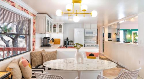 Canyon Lake House | Baby Owl Lakehouse