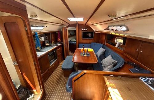 Arsa Boat Rental | Baby Two Sailing Boat