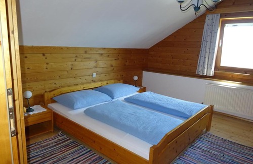 Seeham House | Baby- und Kinderhof Aicherbauer