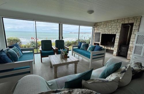 Witsand House | Baby Whale Bliss - Beachfront House