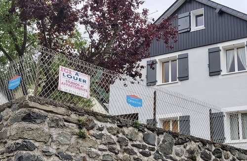 Luz-Saint-Sauveur Apartment | Babylone apartment in a detached house