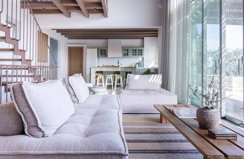 Vlachopoulatika Villa | Bacchetta Magica - Four Bedroom Villa, Sleeps 8