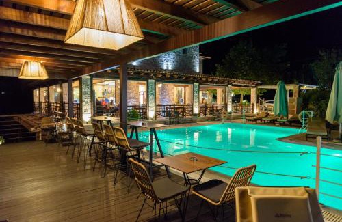 Archea Pissa House | Bacchus