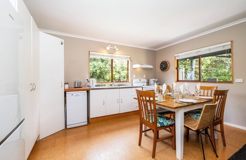 Kuratau House | Bach Noir - Kuratau Holiday Home