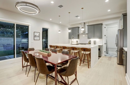 Holly House | Bachelor/ette House — East Downtown