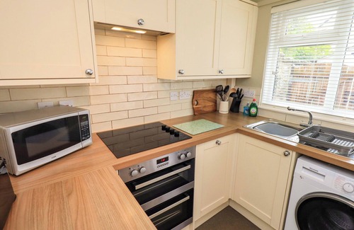 Kirkby Lonsdale Cottage | BACK COTTAGE, pet friendly, with open fire in Kirkby Lonsdale