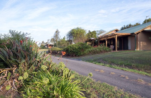 Back Forest Cottage | Back Forest Retreat Sunrise Cottage