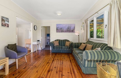 Rotoma Cottage | Back of Beyond Cottage - Lake Rotoehu Holiday Home