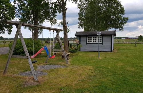 Axvall Cabin | Backgårdens Stugby