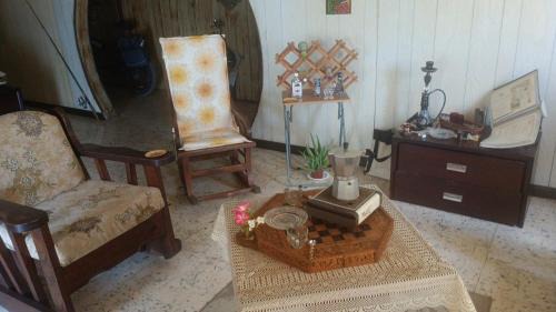 Oranjestad House | Backpack Cabin A12892