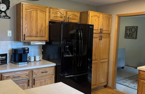 Wichita House | Backyard bliss/firepit/spacious/cozy/centrally located