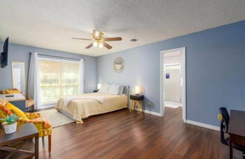 San Antonio House | Backyard, Garage, Free parking, Near Medical Center
