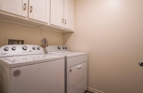 San Jacinto House | Backyard getaway. Look no further!