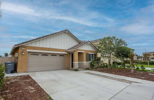 San Jacinto House | Backyard getaway. Look no further!