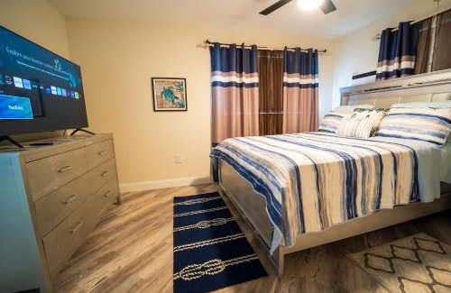Hunt Club House | Bacolet Beach Luxe Pool Cottage