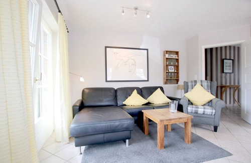 Wyk auf Foehr Apartment | Badestraße 18a, Whg. 4 - vacation apartment with 3 rooms on approx. 60m², in the center of