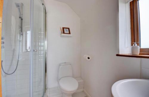 Hopton House | Badger Set