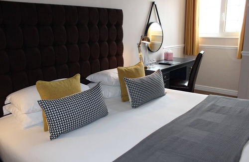 Barwell Hotel | Badgers Mount Hotel