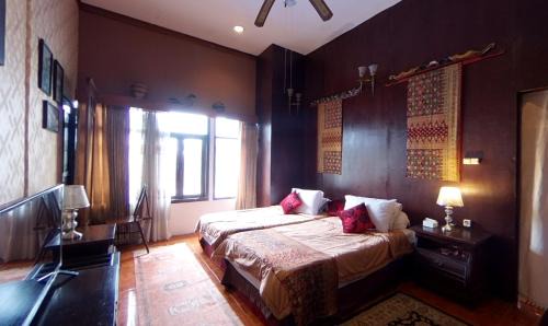 Setiabudi House | Badjoeri Ethnic Wooden Homestay