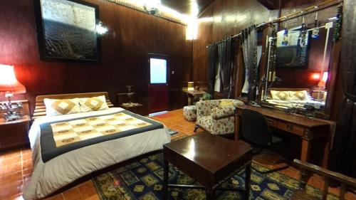 Setiabudi House | Badjoeri Ethnic Wooden Homestay