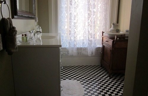 Vicksburg Bed & Breakfast | Baer House Inn