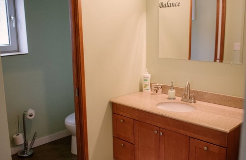 Okanagan-Similkameen Bed & Breakfast | Baergnaescht Bed & Breakfast