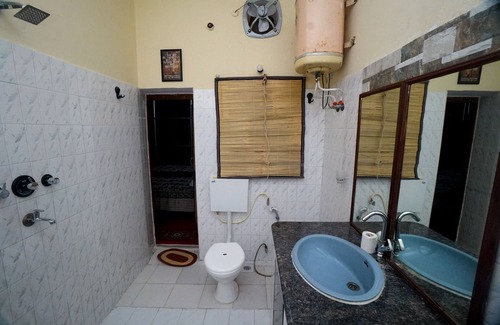 Amer Fort Road House | Bag Pack Village (Yogartra) - A Pleasent and Healthy stay