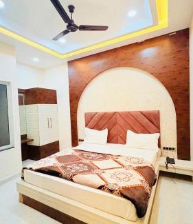 Khattalwada Hotel | Baglamukhi Hilton Hotel & Restaurant