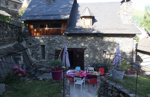 Saint-Aventin House | Bagneres de Luchon 5KMS st aventin barn renovated 3 ears 8 people