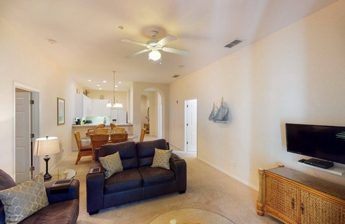Bahama Bay Apartment | Bahama Bay Condos by TO