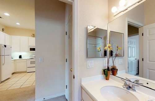 Bahama Bay Apartment | Bahama Bay Condos by TO