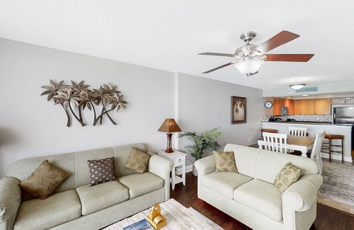 Crescent Beach Condo | Bahama Sands Luxury Condominiums