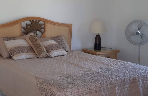 Salina Point Hotel | Bahamas Fishing Lodge HotelnAcklins Island