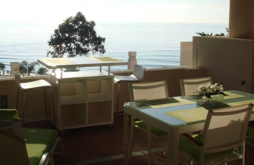 New Golden Mile Apartment | Bahia Beach Front Apartment - Close to Marbella - Free WiFi